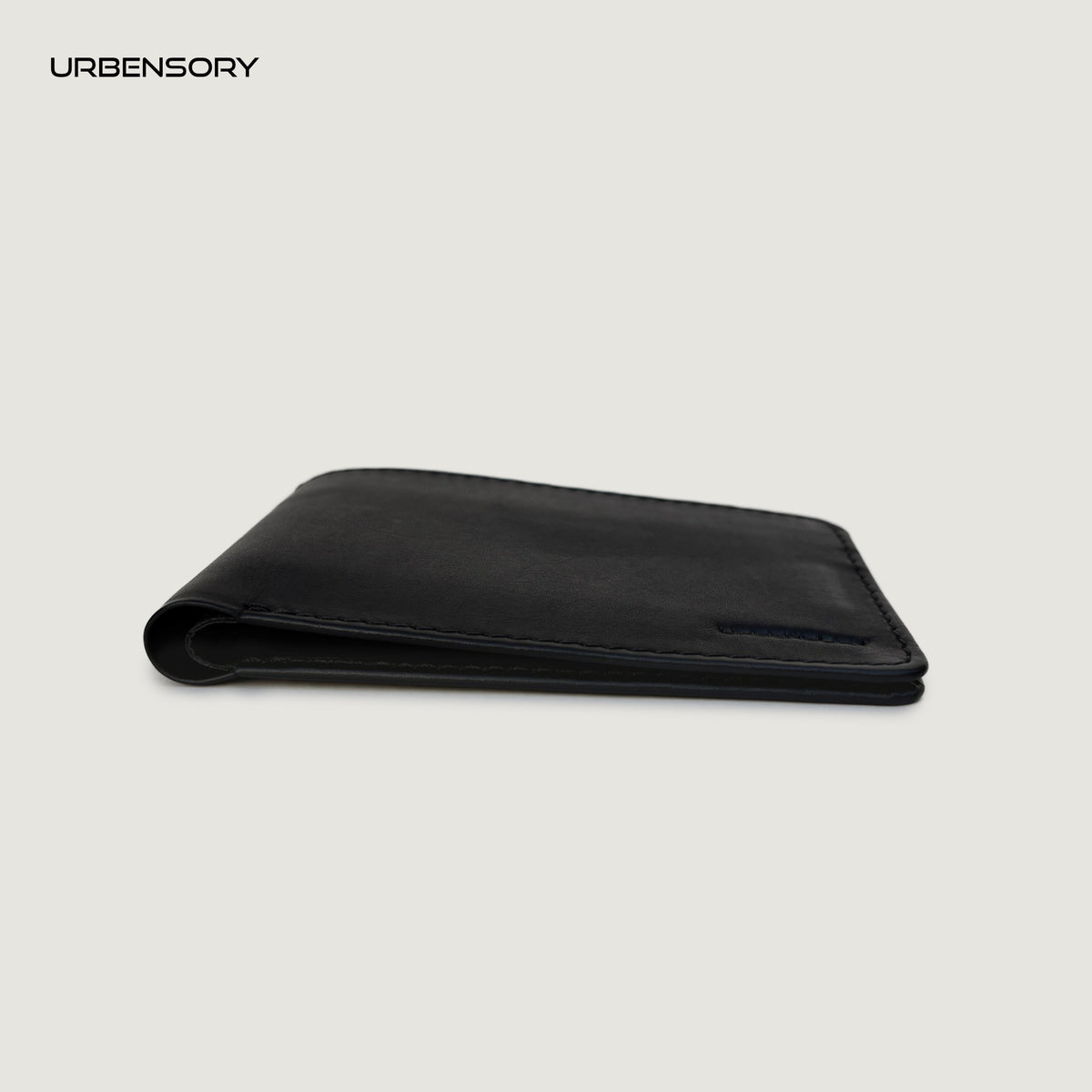 THE ZERO — Magnetic Leather Bifold Wallet